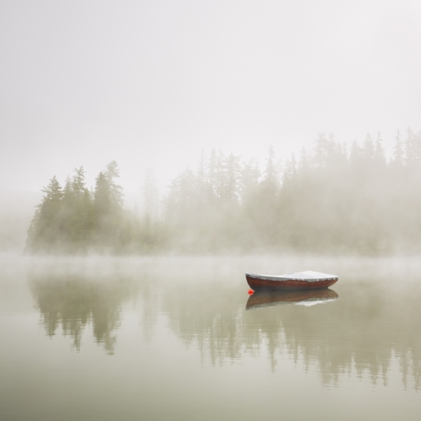 Foto tapet barca pe un lac